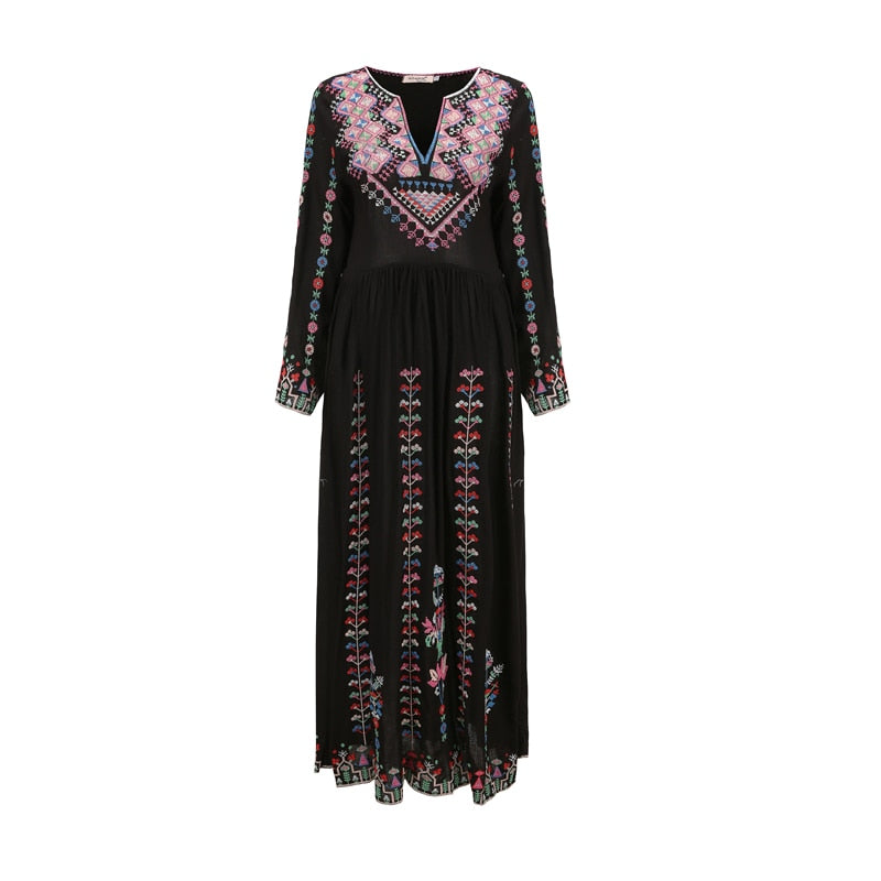 Summer new Bohemian tourist holiday beach dress heavy industry embroidery ethnic wind v-neck dress - kmtell.com
