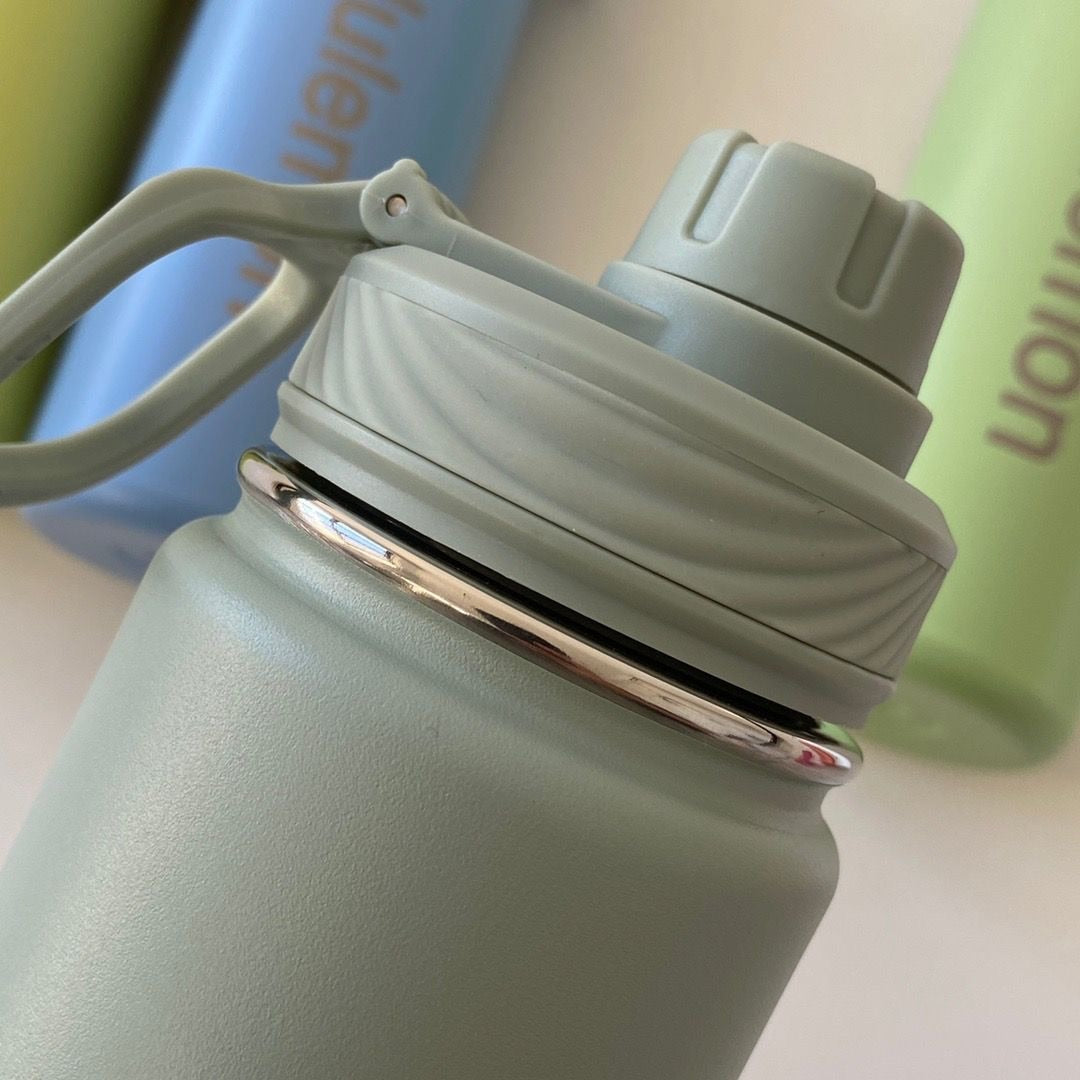 710ml Lulu Insulated Water Cup Sports Bottle Water Bottles Stainless Steel Pure Titanium Vacuum Portable Leakproof Outdoor Cup